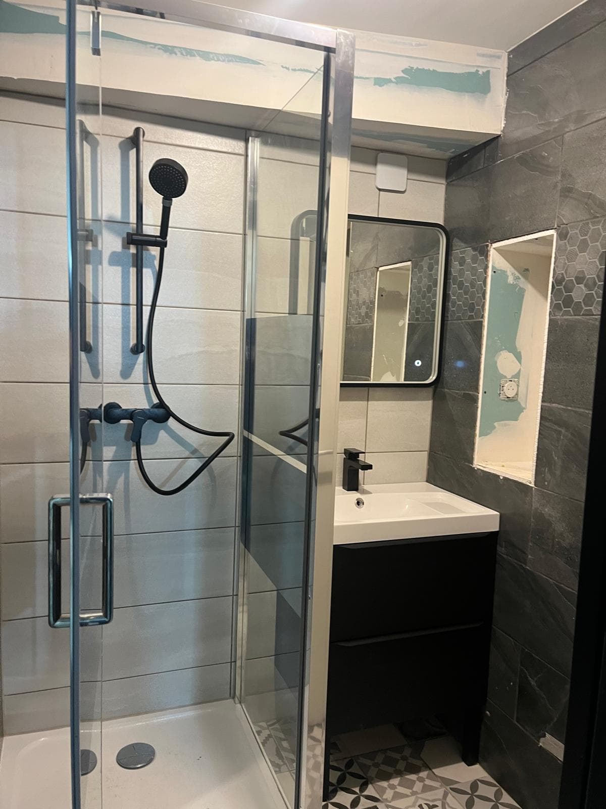 Carrelage salle de bain Vannes